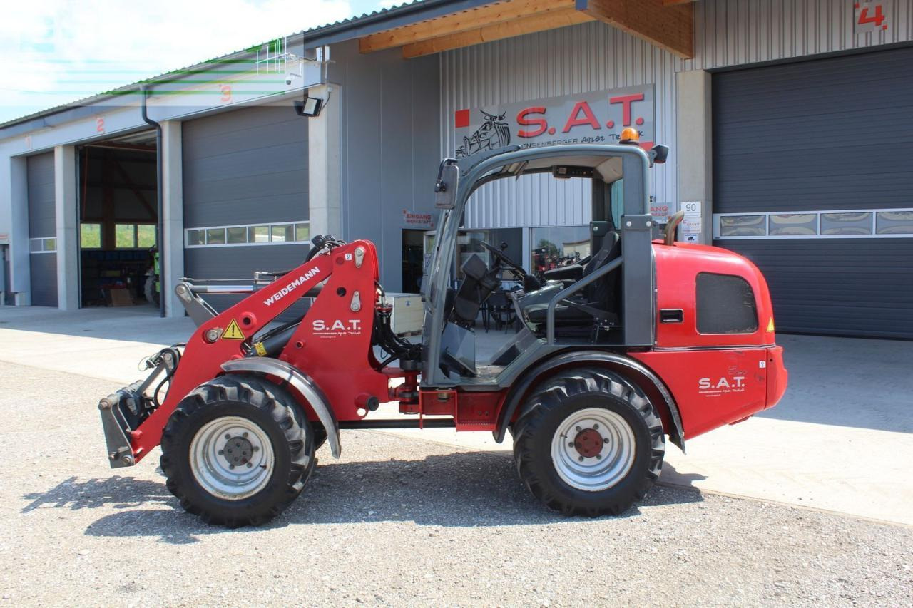 Mini bager Weidemann 2070 cx 50: slika 9 Mini bager Weidemann 2070 cx 50: slika 9