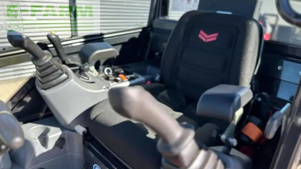 Mini bager Yanmar sv15vt: slika 11