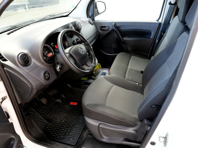 MERCEDES-BENZ Citan 111 CDI Kasten,Klima,Sortimo Ausbau... - Mali kombi: slika 2 MERCEDES-BENZ Citan 111 CDI Kasten,Klima,Sortimo Ausbau... - Mali kombi: slika 2