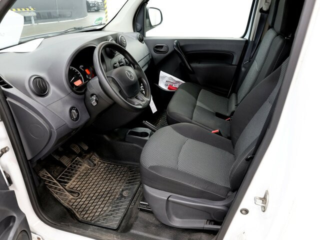 MERCEDES-BENZ Citan 111 CDI Kasten,Klima,Sortimo Ausbau... - Putnički kombi: slika 2 MERCEDES-BENZ Citan 111 CDI Kasten,Klima,Sortimo Ausbau... - Putnički kombi: slika 2