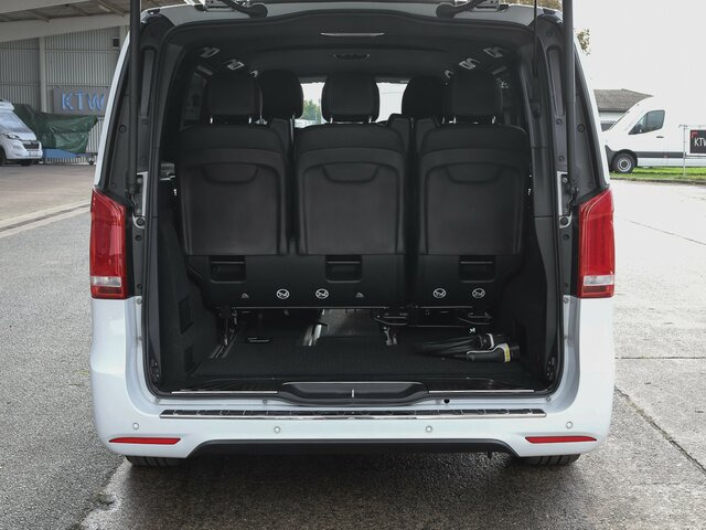 MERCEDES-BENZ EQV 300 Avantgarde Line,lang,7Sitze,2xKlima,LED... - Minibus, Električni autobus: slika 2 MERCEDES-BENZ EQV 300 Avantgarde Line,lang,7Sitze,2xKlima,LED... - Minibus, Električni autobus: slika 2