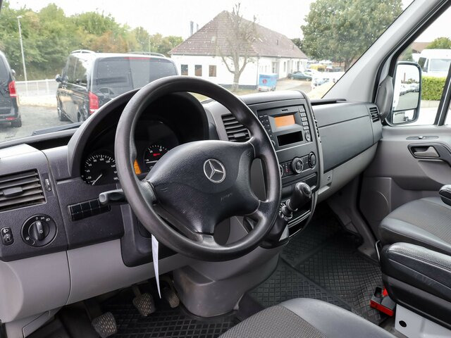 MERCEDES-BENZ Sprinter 316CDI DOKA,Allrad,Klima - Dostavno vozilo s ravnom platformom, Dostavno vozilo sa duplom kabinom: slika 4 MERCEDES-BENZ Sprinter 316CDI DOKA,Allrad,Klima - Dostavno vozilo s ravnom platformom, Dostavno vozilo sa duplom kabinom: slika 4