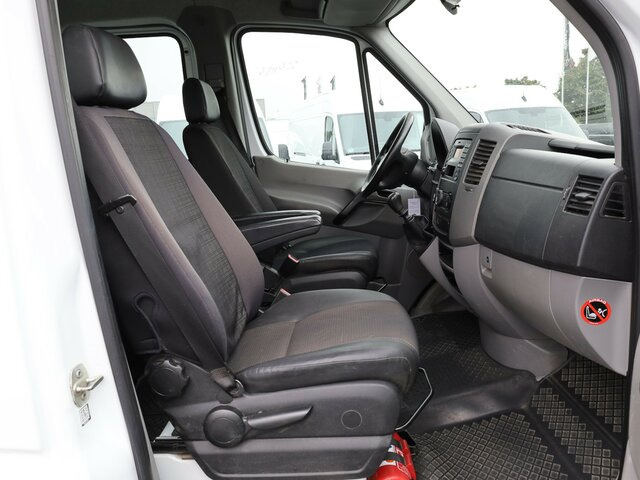 MERCEDES-BENZ Sprinter 316CDI DOKA,Allrad,Klima - Dostavno vozilo s ravnom platformom, Dostavno vozilo sa duplom kabinom: slika 2 MERCEDES-BENZ Sprinter 316CDI DOKA,Allrad,Klima - Dostavno vozilo s ravnom platformom, Dostavno vozilo sa duplom kabinom: slika 2