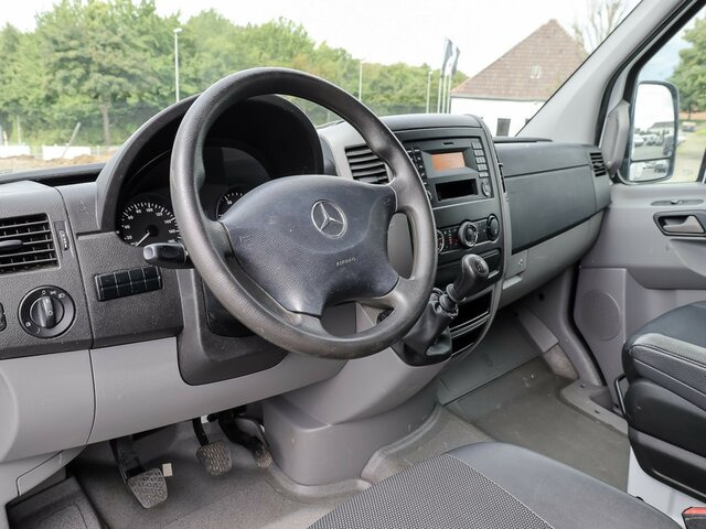 MERCEDES-BENZ Sprinter 316CDI DOKA,Allrad,Klima... - Dostavno vozilo s ravnom platformom, Dostavno vozilo sa duplom kabinom: slika 4 MERCEDES-BENZ Sprinter 316CDI DOKA,Allrad,Klima... - Dostavno vozilo s ravnom platformom, Dostavno vozilo sa duplom kabinom: slika 4