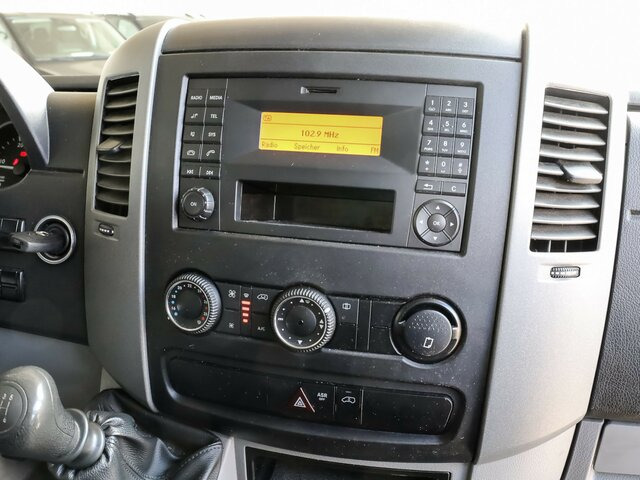 MERCEDES-BENZ Sprinter 316CDI DOKA,Allrad,Klima... - Dostavno vozilo s ravnom platformom, Dostavno vozilo sa duplom kabinom: slika 5 MERCEDES-BENZ Sprinter 316CDI DOKA,Allrad,Klima... - Dostavno vozilo s ravnom platformom, Dostavno vozilo sa duplom kabinom: slika 5