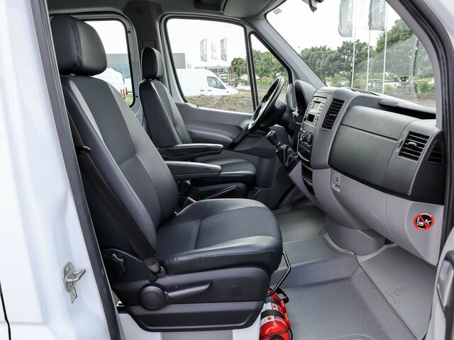 MERCEDES-BENZ Sprinter 316CDI DOKA,Allrad,Klima,Standhzg. - Dostavno vozilo s ravnom platformom, Dostavno vozilo sa duplom kabinom: slika 2 MERCEDES-BENZ Sprinter 316CDI DOKA,Allrad,Klima,Standhzg. - Dostavno vozilo s ravnom platformom, Dostavno vozilo sa duplom kabinom: slika 2
