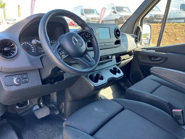 MERCEDES-BENZ Sprinter 317 Maxi,9GTronic,AHK3,5To,TCO - Furgon: slika 4 MERCEDES-BENZ Sprinter 317 Maxi,9GTronic,AHK3,5To,TCO - Furgon: slika 4