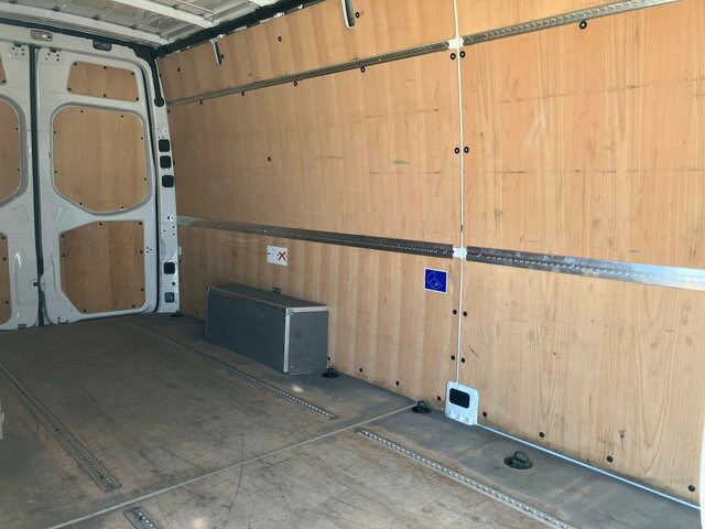 MERCEDES-BENZ Sprinter 317 Maxi,9GTronic,MBUX,Kamera,Navi - Furgon: slika 2 MERCEDES-BENZ Sprinter 317 Maxi,9GTronic,MBUX,Kamera,Navi - Furgon: slika 2