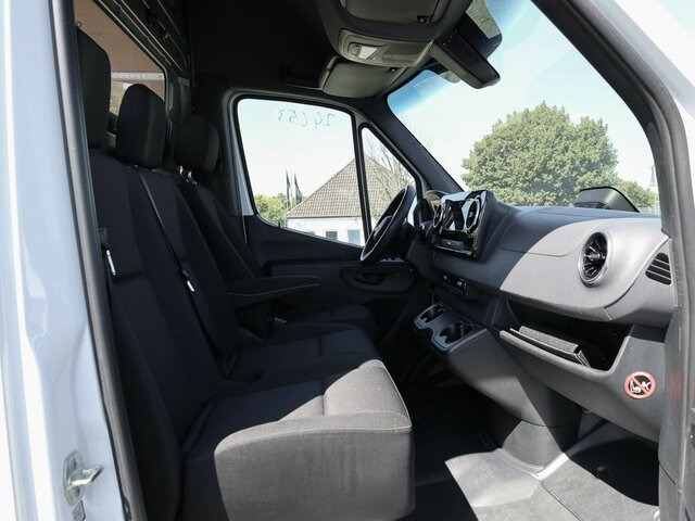 MERCEDES-BENZ Sprinter 317 Maxi,9GTronic,MBUX,Kamera - Furgon: slika 3 MERCEDES-BENZ Sprinter 317 Maxi,9GTronic,MBUX,Kamera - Furgon: slika 3