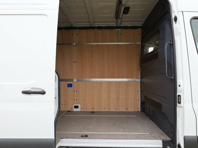 MERCEDES-BENZ Sprinter 317 Maxi,9GTronic,MBUX,Kamera - Furgon: slika 2 MERCEDES-BENZ Sprinter 317 Maxi,9GTronic,MBUX,Kamera - Furgon: slika 2