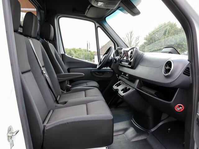 MERCEDES-BENZ Sprinter 317 Maxi,9GTronic,MBUX,Kamera... - Furgon: slika 3 MERCEDES-BENZ Sprinter 317 Maxi,9GTronic,MBUX,Kamera... - Furgon: slika 3