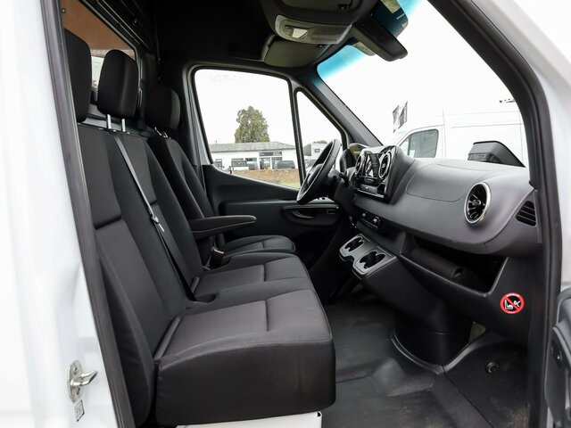 MERCEDES-BENZ Sprinter 317 Maxi,9GTronic,MBUX,Kamera - Furgon: slika 3 MERCEDES-BENZ Sprinter 317 Maxi,9GTronic,MBUX,Kamera - Furgon: slika 3