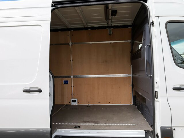 MERCEDES-BENZ Sprinter 317 Maxi,AHK3,5To,TCO,Kamera - Furgon: slika 2 MERCEDES-BENZ Sprinter 317 Maxi,AHK3,5To,TCO,Kamera - Furgon: slika 2