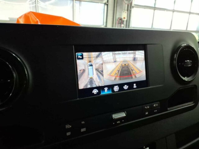 MERCEDES-BENZ Sprinter 317 Maxi,MBUX,Kamera,Tempomat... - Furgon: slika 2 MERCEDES-BENZ Sprinter 317 Maxi,MBUX,Kamera,Tempomat... - Furgon: slika 2