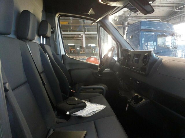 Dostavno vozilo sa zatvorenim sandukom MERCEDES-BENZ Sprinter317CDI Maxi Koffer,LBW,Klima,Kamera: slika 15
