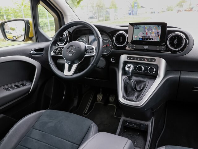 MERCEDES-BENZ T 180 Progressive,AHK,LED,Navi,Kamera,Tempomat... - Putnički kombi: slika 3 MERCEDES-BENZ T 180 Progressive,AHK,LED,Navi,Kamera,Tempomat... - Putnički kombi: slika 3