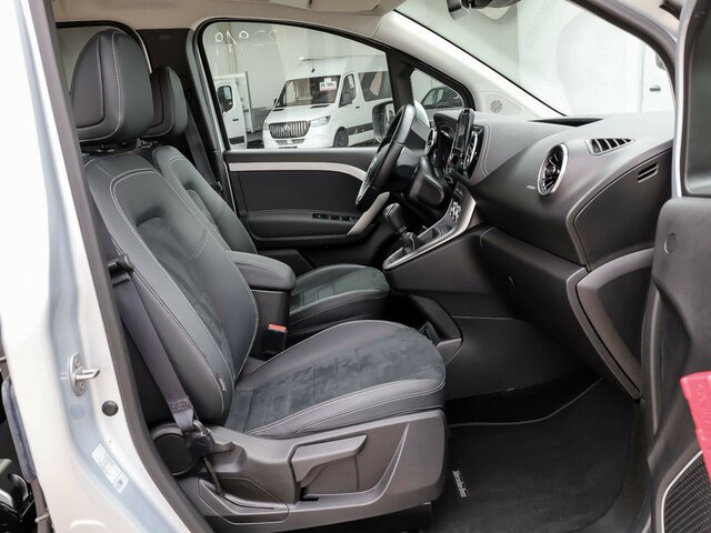 MERCEDES-BENZ T 180 Progressive,AMF Rollstuhlrampe,LED,Navi... - Putnički kombi: slika 4 MERCEDES-BENZ T 180 Progressive,AMF Rollstuhlrampe,LED,Navi... - Putnički kombi: slika 4