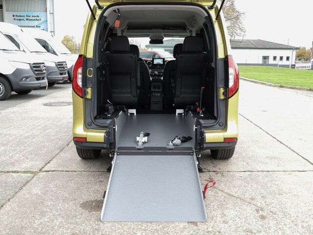 MERCEDES-BENZ T 180 Progressive,AMF Rollstuhlrampe,LED,Navi... - Putnički kombi: slika 2 MERCEDES-BENZ T 180 Progressive,AMF Rollstuhlrampe,LED,Navi... - Putnički kombi: slika 2