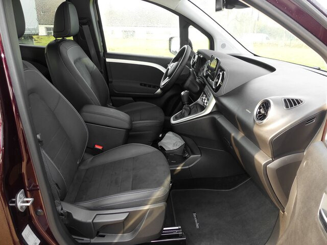 MERCEDES-BENZ T 180 Progressive,MBUX,LED,Navi,Kamera,Tempomat... - Putnički kombi: slika 3 MERCEDES-BENZ T 180 Progressive,MBUX,LED,Navi,Kamera,Tempomat... - Putnički kombi: slika 3