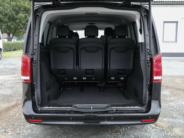 MERCEDES-BENZ V 300 Avantgarde Extralang,2xSchiebetür el.,AHK... - Minibus, Putnički kombi: slika 2 MERCEDES-BENZ V 300 Avantgarde Extralang,2xSchiebetür el.,AHK... - Minibus, Putnički kombi: slika 2