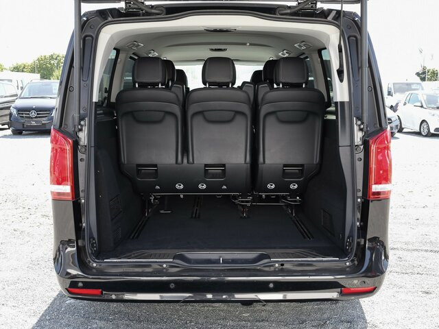 MERCEDES-BENZ V 300 Avantgarde,Extralang,2xSchiebetür el.,AHK... - Putnički kombi: slika 2 MERCEDES-BENZ V 300 Avantgarde,Extralang,2xSchiebetür el.,AHK... - Putnički kombi: slika 2