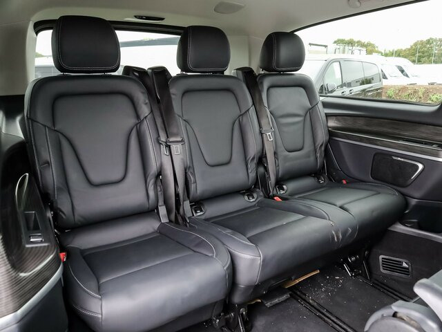 MERCEDES-BENZ V 300 Avantgarde Extralang,2xSchiebetür el.,AHK... - Putnički kombi: slika 4 MERCEDES-BENZ V 300 Avantgarde Extralang,2xSchiebetür el.,AHK... - Putnički kombi: slika 4