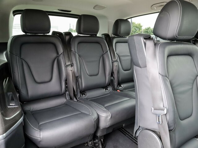 MERCEDES-BENZ V 300 Avantgarde Extralang,2xSchiebetür el.,AHK... - Minibus, Putnički kombi: slika 4 MERCEDES-BENZ V 300 Avantgarde Extralang,2xSchiebetür el.,AHK... - Minibus, Putnički kombi: slika 4