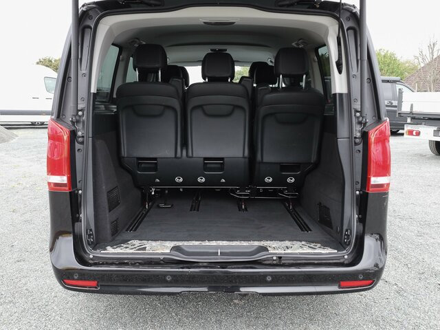 MERCEDES-BENZ V 300 Avantgarde Extralang,2xSchiebetür el.,AHK... - Minibus, Putnički kombi: slika 2 MERCEDES-BENZ V 300 Avantgarde Extralang,2xSchiebetür el.,AHK... - Minibus, Putnički kombi: slika 2