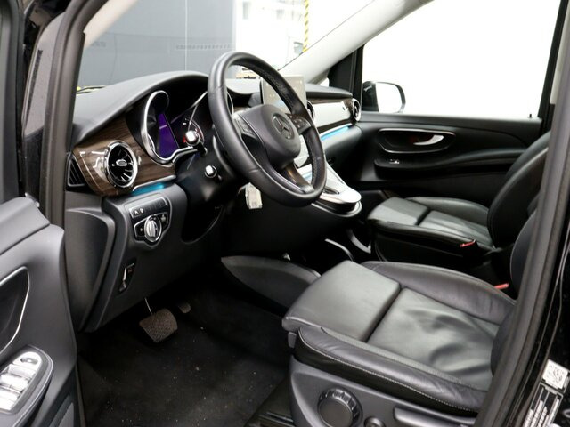 MERCEDES-BENZ V 300 Avantgarde Extralang,2xSchiebetür elektr.... - Putnički kombi: slika 2 MERCEDES-BENZ V 300 Avantgarde Extralang,2xSchiebetür elektr.... - Putnički kombi: slika 2