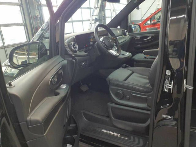 MERCEDES-BENZ V 300 Avantgarde Extralang,Allrad,8Sitzer,LED - Minibus, Putnički kombi: slika 2 MERCEDES-BENZ V 300 Avantgarde Extralang,Allrad,8Sitzer,LED - Minibus, Putnički kombi: slika 2