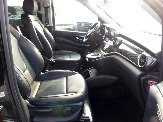 MERCEDES-BENZ V 300 Edition Extralang,2xSchiebetür el,8Sitzer... - Minibus, Putnički kombi: slika 3 MERCEDES-BENZ V 300 Edition Extralang,2xSchiebetür el,8Sitzer... - Minibus, Putnički kombi: slika 3