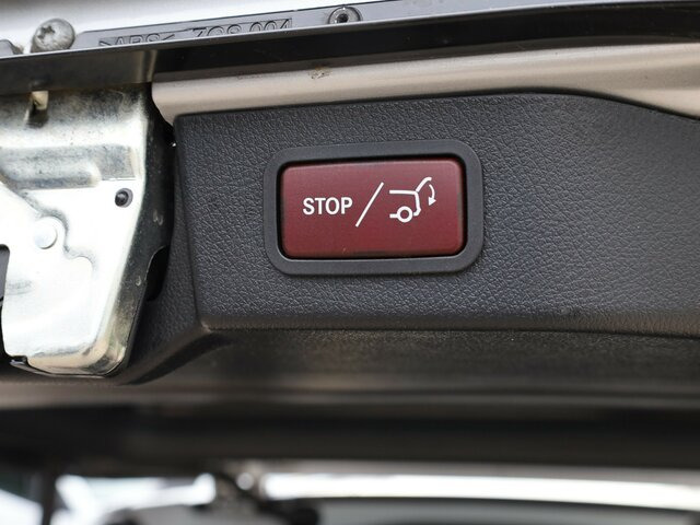 MERCEDES-BENZ V 300 Edition,lang,7-Sitzer,2Schiebetüren,Tisch... - Putnički kombi: slika 3 MERCEDES-BENZ V 300 Edition,lang,7-Sitzer,2Schiebetüren,Tisch... - Putnički kombi: slika 3