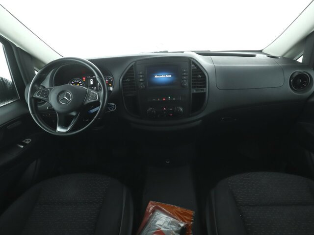 MERCEDES-BENZ Vito 114 TourerPro,Allrad,Automatik,Standhzg.... - Minibus, Putnički kombi: slika 2 MERCEDES-BENZ Vito 114 TourerPro,Allrad,Automatik,Standhzg.... - Minibus, Putnički kombi: slika 2