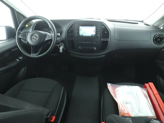 MERCEDES-BENZ Vito 114 TourerPro,Extralang,8Sitzer,Automatik... - Minibus, Putnički kombi: slika 2 MERCEDES-BENZ Vito 114 TourerPro,Extralang,8Sitzer,Automatik... - Minibus, Putnički kombi: slika 2