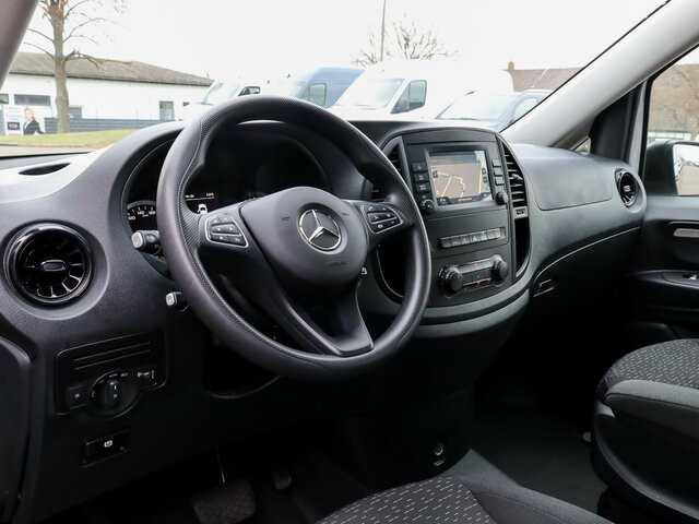 MERCEDES-BENZ Vito 114 TourerPro,Extralang,8Sitzer,Automatik... - Putnički kombi: slika 5 MERCEDES-BENZ Vito 114 TourerPro,Extralang,8Sitzer,Automatik... - Putnički kombi: slika 5