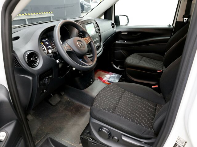 MERCEDES-BENZ Vito 114 TourerPro,Extralang,8Sitzer,Automatik... - Putnički kombi: slika 2 MERCEDES-BENZ Vito 114 TourerPro,Extralang,8Sitzer,Automatik... - Putnički kombi: slika 2