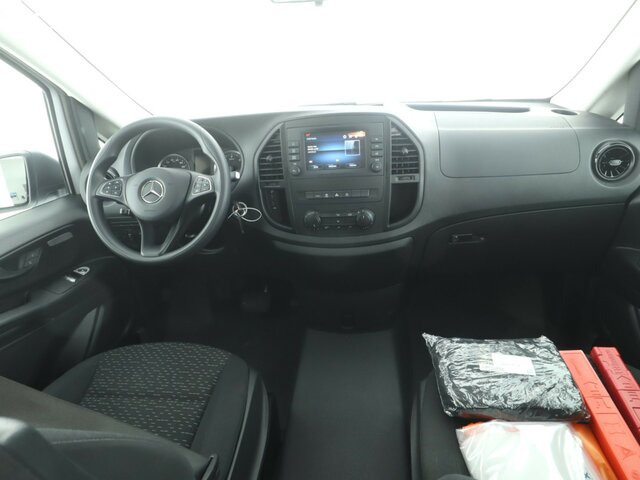 MERCEDES-BENZ Vito 114 TourerPro,Extralang,8Sitzer,Automatik... - Minibus, Putnički kombi: slika 2 MERCEDES-BENZ Vito 114 TourerPro,Extralang,8Sitzer,Automatik... - Minibus, Putnički kombi: slika 2