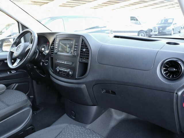 MERCEDES-BENZ Vito 114 TourerPro,Extralang,AMF Rollstuhlrampe... - Putnički kombi: slika 3 MERCEDES-BENZ Vito 114 TourerPro,Extralang,AMF Rollstuhlrampe... - Putnički kombi: slika 3