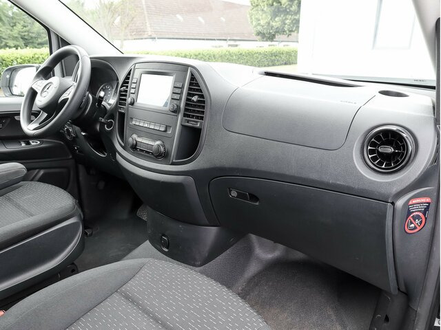 MERCEDES-BENZ Vito 114 TourerPro,Extralang,AMF Rollstuhlrampe... - Minibus, Putnički kombi: slika 4 MERCEDES-BENZ Vito 114 TourerPro,Extralang,AMF Rollstuhlrampe... - Minibus, Putnički kombi: slika 4