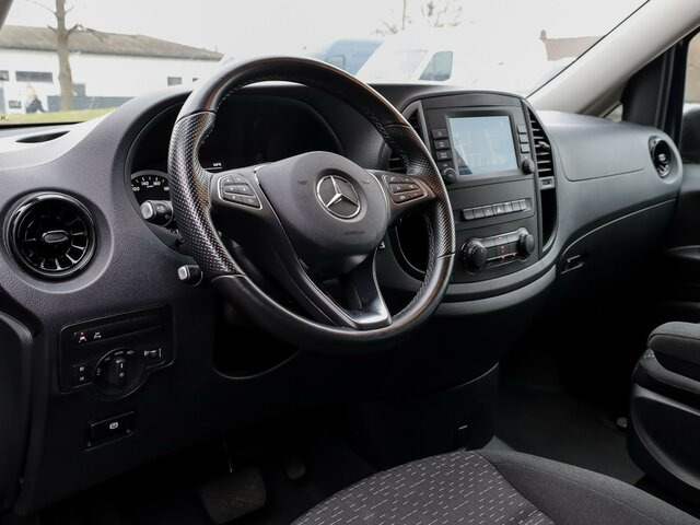 MERCEDES-BENZ Vito 114 TourerPro,Extralang,AMF Rollstuhlrampe... - Putnički kombi: slika 5 MERCEDES-BENZ Vito 114 TourerPro,Extralang,AMF Rollstuhlrampe... - Putnički kombi: slika 5