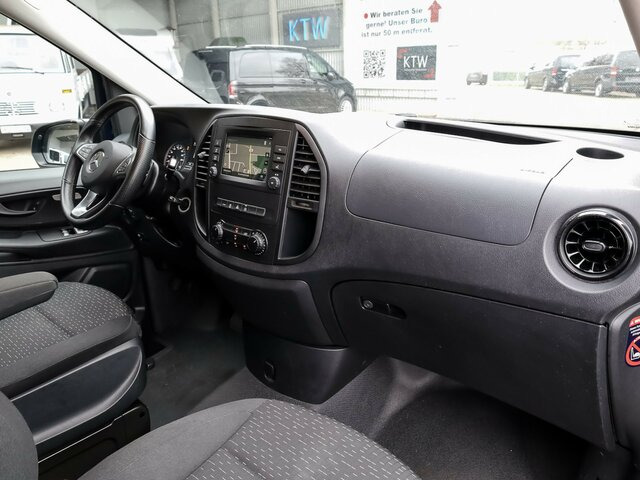 MERCEDES-BENZ Vito 114 TourerPro,Extralang,AMF Rollstuhlrampe... - Putnički kombi: slika 3 MERCEDES-BENZ Vito 114 TourerPro,Extralang,AMF Rollstuhlrampe... - Putnički kombi: slika 3