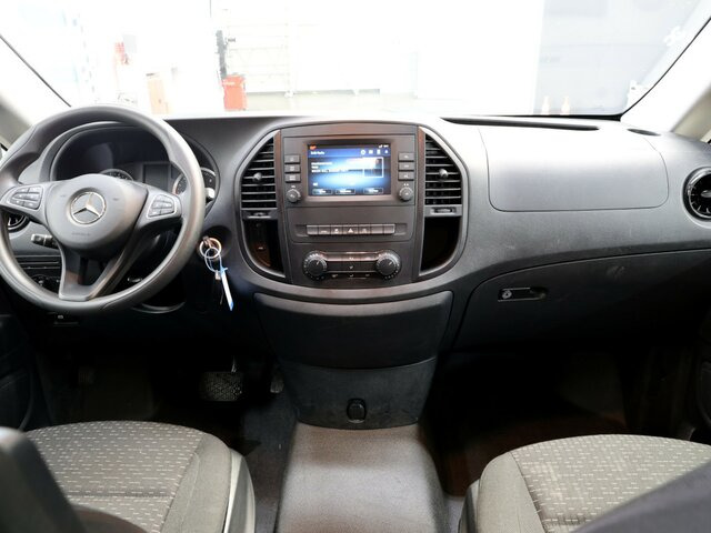 MERCEDES-BENZ Vito 114 TourerPro,lang,Automatik,8Sitze,Kamera... - Minibus, Putnički kombi: slika 2 MERCEDES-BENZ Vito 114 TourerPro,lang,Automatik,8Sitze,Kamera... - Minibus, Putnički kombi: slika 2