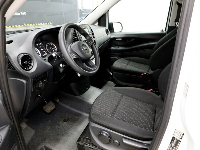 MERCEDES-BENZ Vito 114 TourerPro,lang,Automatik,8Sitze,Kamera... - Minibus, Putnički kombi: slika 2 MERCEDES-BENZ Vito 114 TourerPro,lang,Automatik,8Sitze,Kamera... - Minibus, Putnički kombi: slika 2
