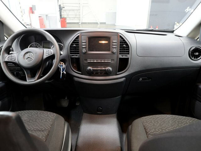 MERCEDES-BENZ Vito 114 TourerPro,lang,Automatik,8Sitze,Kamera... - Putnički kombi: slika 2 MERCEDES-BENZ Vito 114 TourerPro,lang,Automatik,8Sitze,Kamera... - Putnički kombi: slika 2
