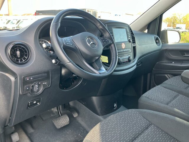 MERCEDES-BENZ Vito 116TourerPro ,Extralang,2xKlima,Kamera,AHK - Minibus, Putnički kombi: slika 4 MERCEDES-BENZ Vito 116TourerPro ,Extralang,2xKlima,Kamera,AHK - Minibus, Putnički kombi: slika 4