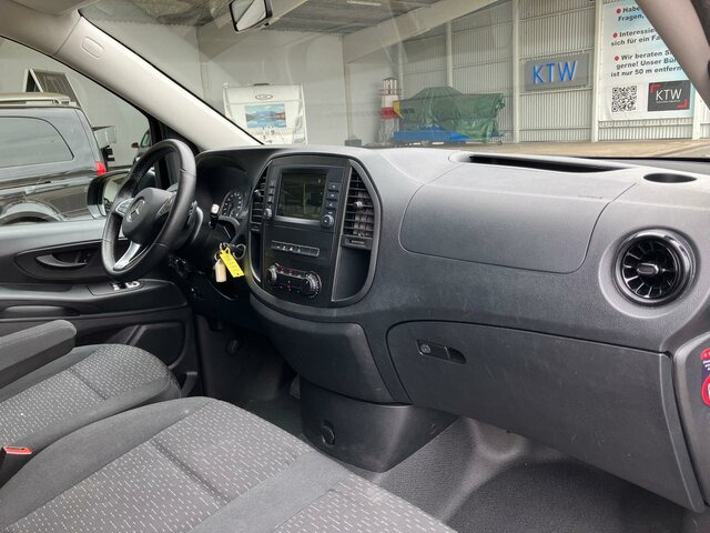 MERCEDES-BENZ Vito 116TourerPro ,Extralang,2xKlima,Kamera,AHK - Putnički kombi: slika 5 MERCEDES-BENZ Vito 116TourerPro ,Extralang,2xKlima,Kamera,AHK - Putnički kombi: slika 5