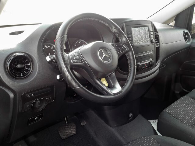MERCEDES-BENZ Vito 116TourerPro ,Extralang,2xKlima,Kamera,AHK - Minibus, Putnički kombi: slika 4 MERCEDES-BENZ Vito 116TourerPro ,Extralang,2xKlima,Kamera,AHK - Minibus, Putnički kombi: slika 4