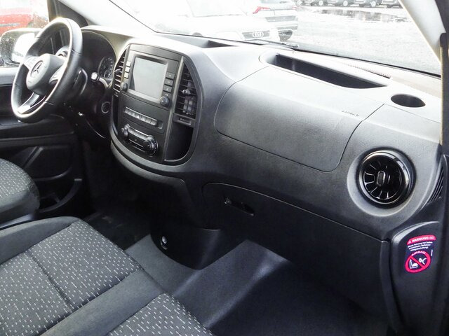 MERCEDES-BENZ Vito 116TourerPro ,Extralang,2xKlima,Kamera,AHK - Putnički kombi: slika 3 MERCEDES-BENZ Vito 116TourerPro ,Extralang,2xKlima,Kamera,AHK - Putnički kombi: slika 3