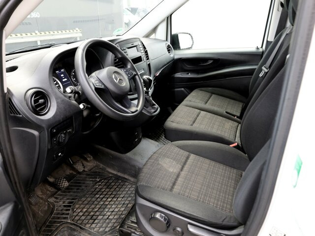 MERCEDES-BENZ Vito114CDI KA lang ,Klima,Sortimo Regalsystem... - Mali kombi: slika 2 MERCEDES-BENZ Vito114CDI KA lang ,Klima,Sortimo Regalsystem... - Mali kombi: slika 2