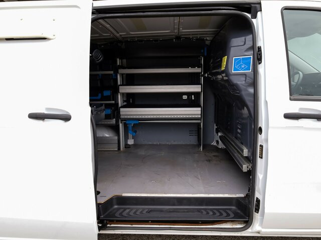 MERCEDES-BENZ Vito114CDI KA lang ,Klima,Sortimo Regalsystem... - Mali kombi: slika 5 MERCEDES-BENZ Vito114CDI KA lang ,Klima,Sortimo Regalsystem... - Mali kombi: slika 5